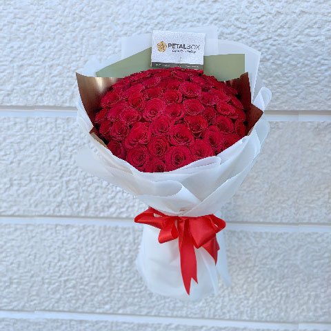 Darling-Red-Roses-Bouquet