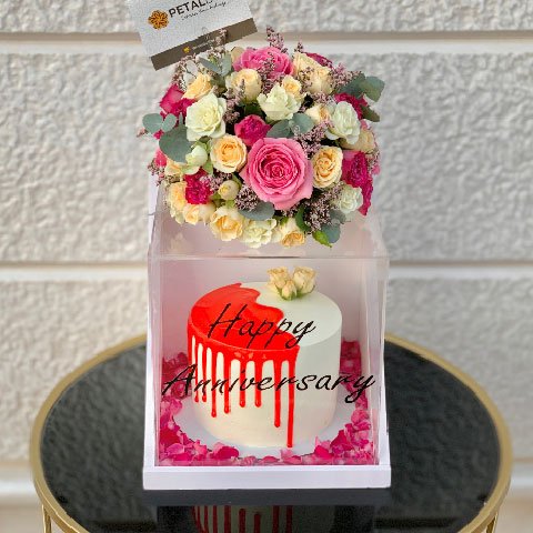 Anniversary-Cake-Arrangement