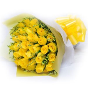 Romantic-Yellow-Roses-Bouquet