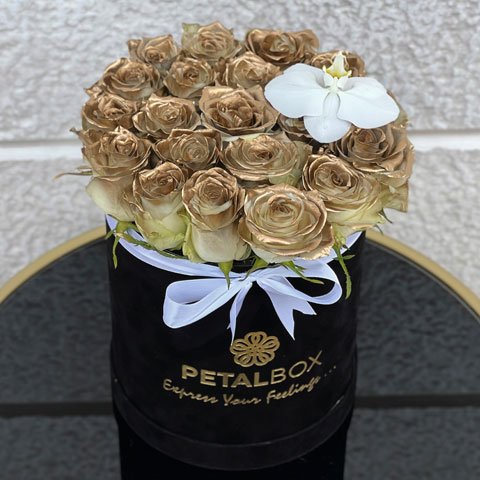 Golden-Roses-Flower-Box