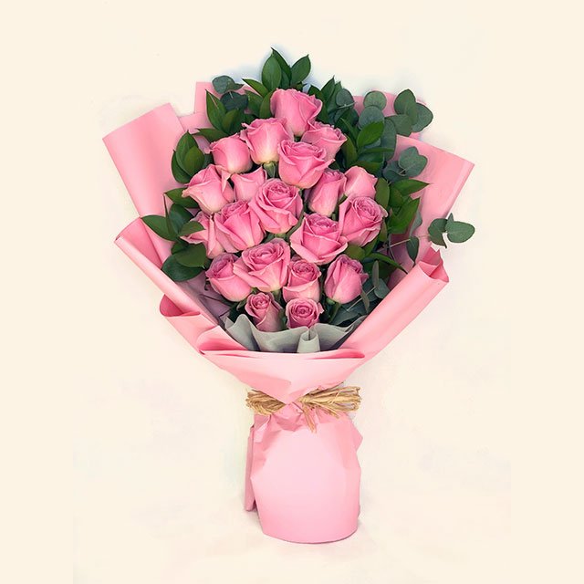 Lovely-Pink-Roses-Bouquet
